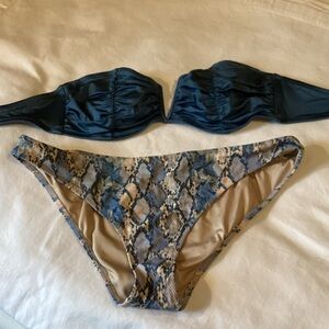 Shade & Shore Blue and Tan Snake Print Bikini Top 34B, Bottom Medium